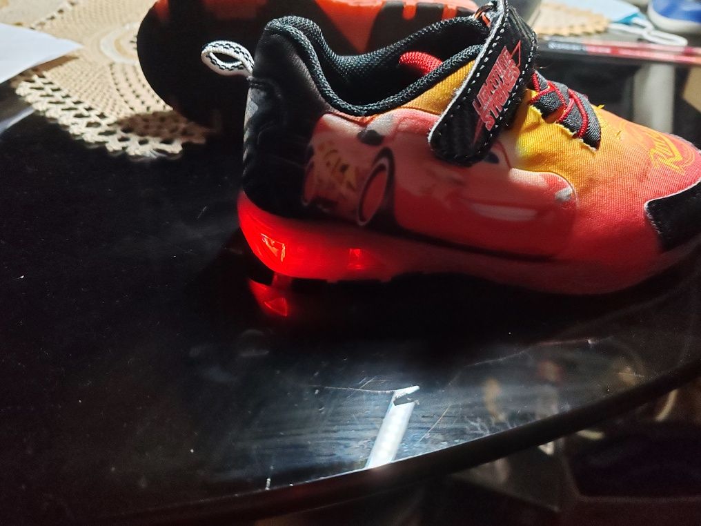 Adidași Disney Cars nr. 26