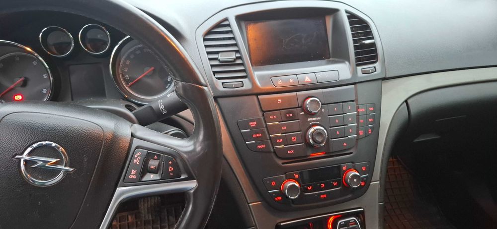 opel insignia 2009 131cp kil 275.500