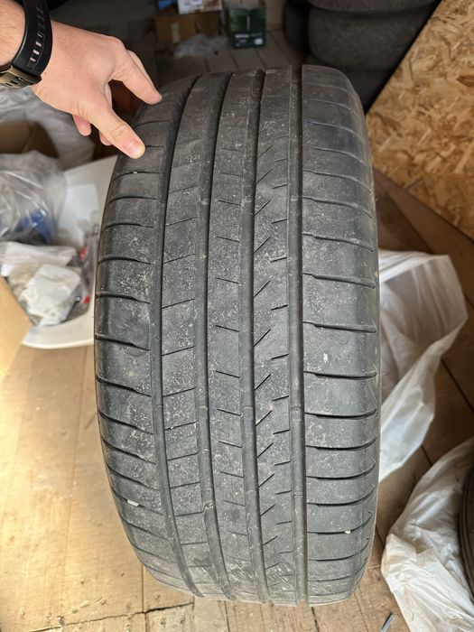 Vând 4 anvelope de vară 255/55 R19