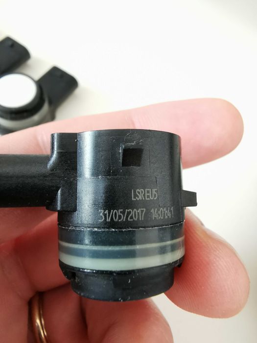 Senzori de parcare fata VW Passat B8, 5Q0919275 B