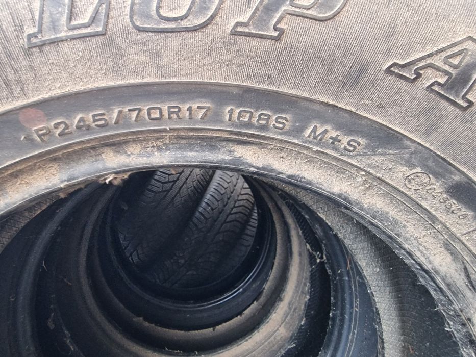 Anvelope 245/70R17 marca Dunlop, M+S