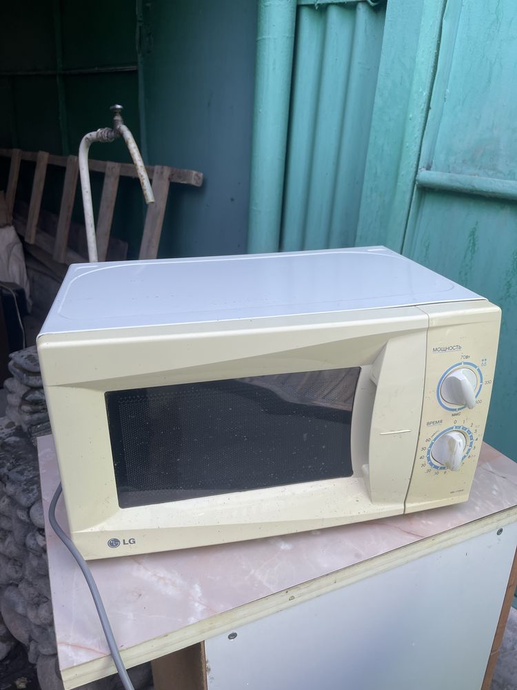 Микроволновая печь