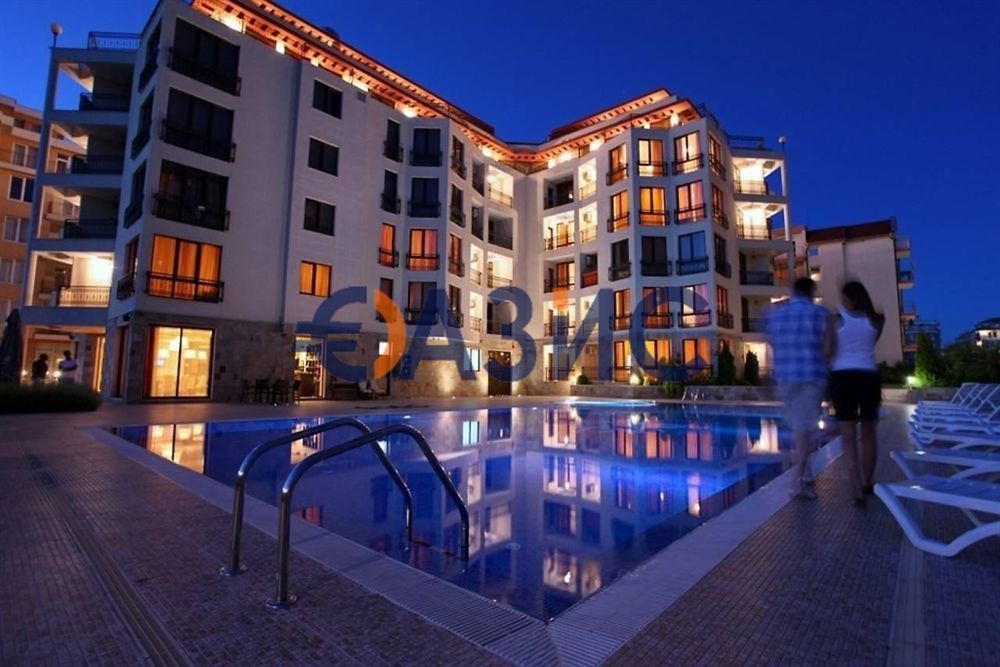 Двустаен апартамент в жилищен комплекс Camelot , Слънчев бряг,60кв.м,
