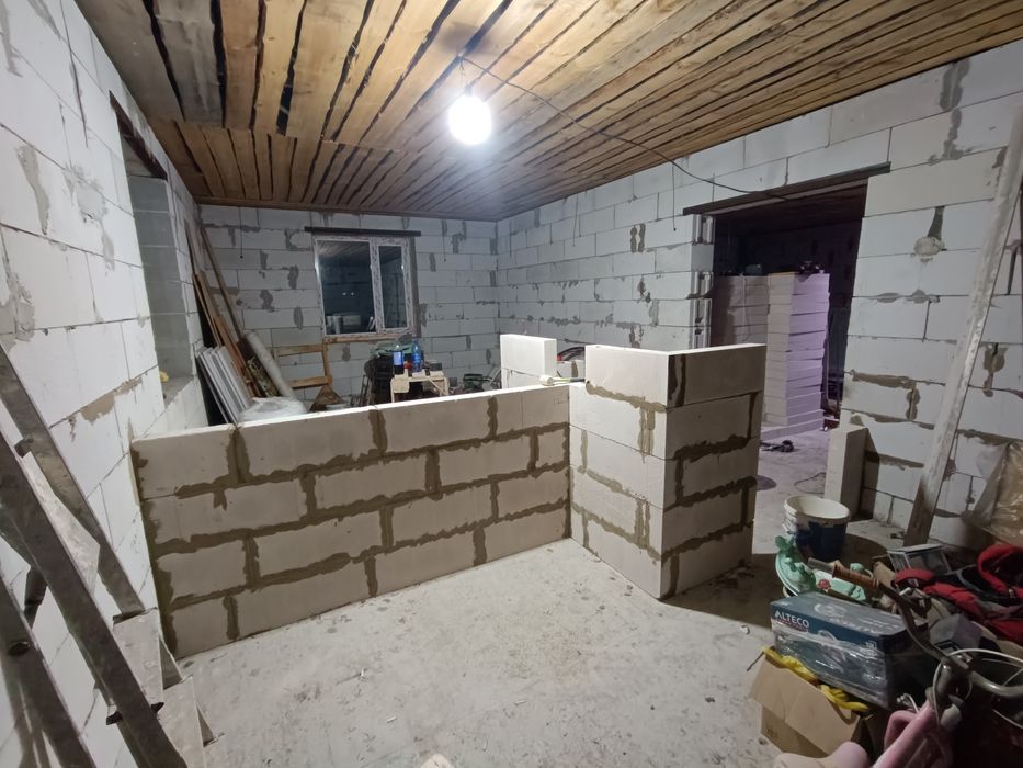 Продам не достройний котедж