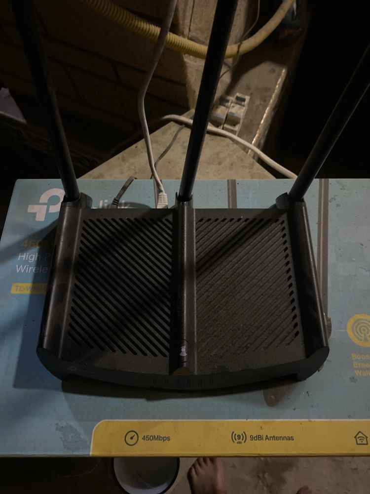 Pachti Yangi wifi roter