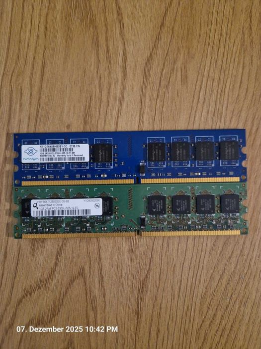 DDR2 RAM 2x1GB и 2x512