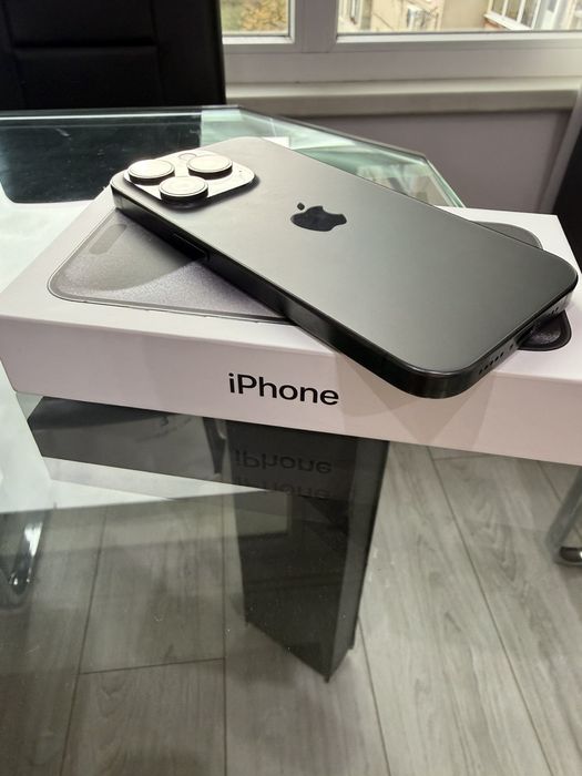 iPhone 15 Pro Black Titanium 128 GB остатъчна Гаранция 6 месеца