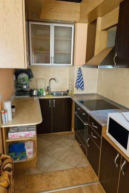 Дава се под наем Двустаен апартамент в Варна, Възраждане 1 - 65 кв.м за 490 € - Снимка #2