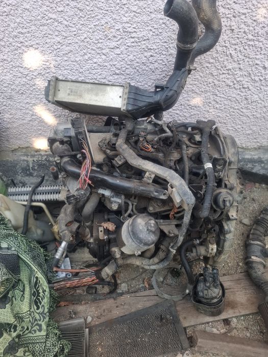 VAND:Motor 1.7 Diesel toate piesele pe el!