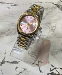 Чисто нов дамски луксозен часовник  с кутийка и възглавичка, Rolex.