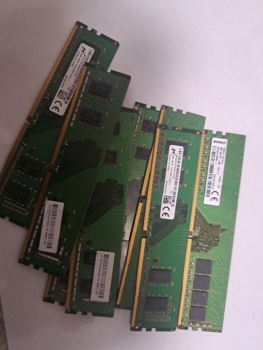 Vand memorii ram pc ddr4 4 gb