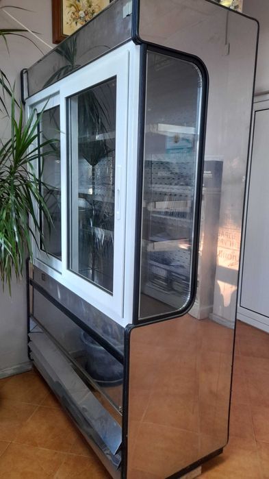 Хладилна витрина с външен компресор