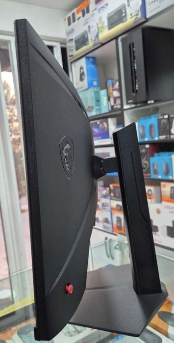 Игровой монитор MSI G244F E2