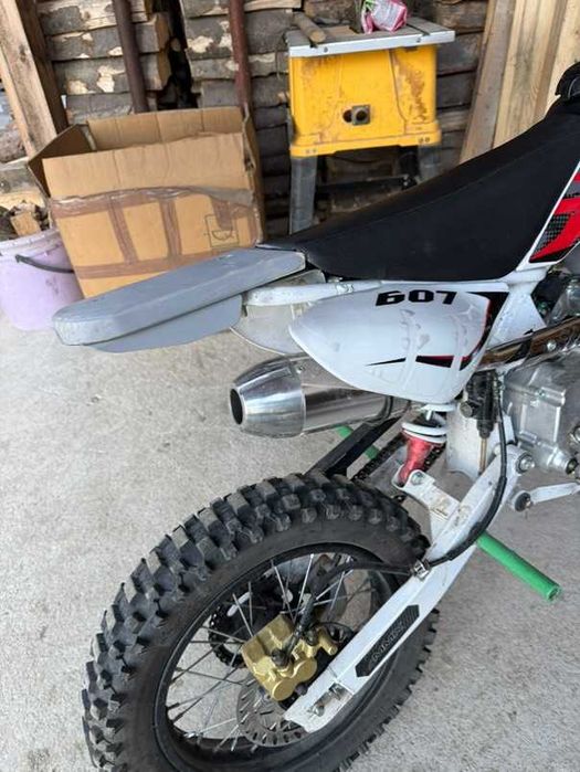 motocicleta motocross MMX 125