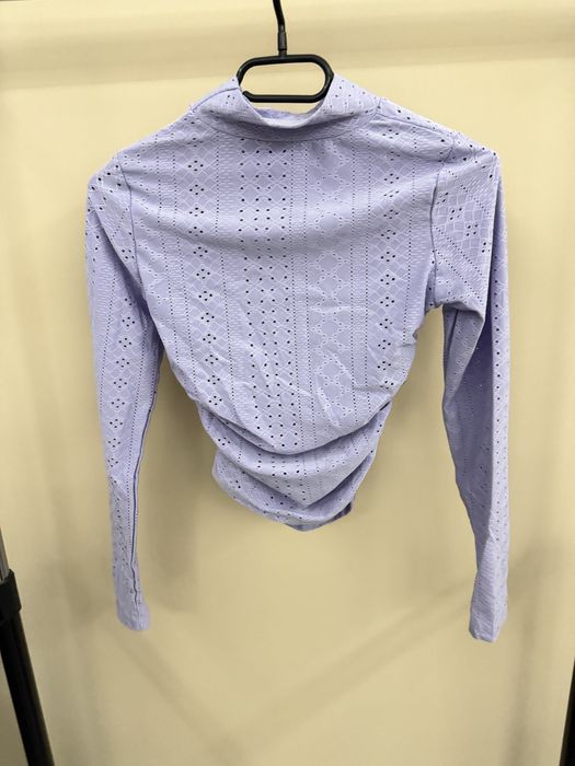 Дамска блузка в лилаво