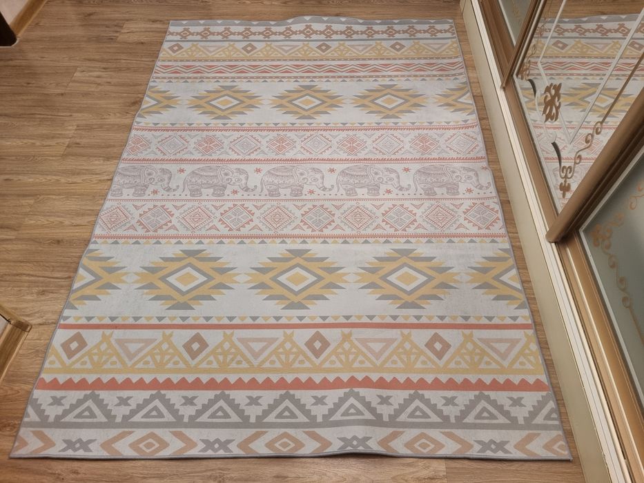 Продам коврик (ковер)