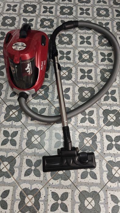 Продам Пылесос Tefal