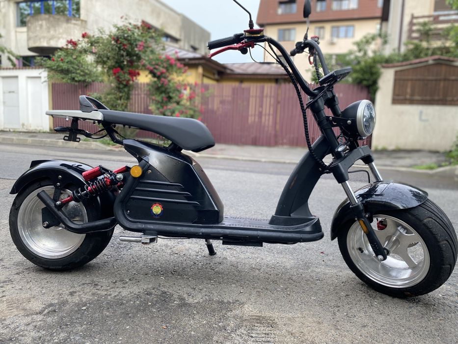 Scuter electirc (moped) ca nou