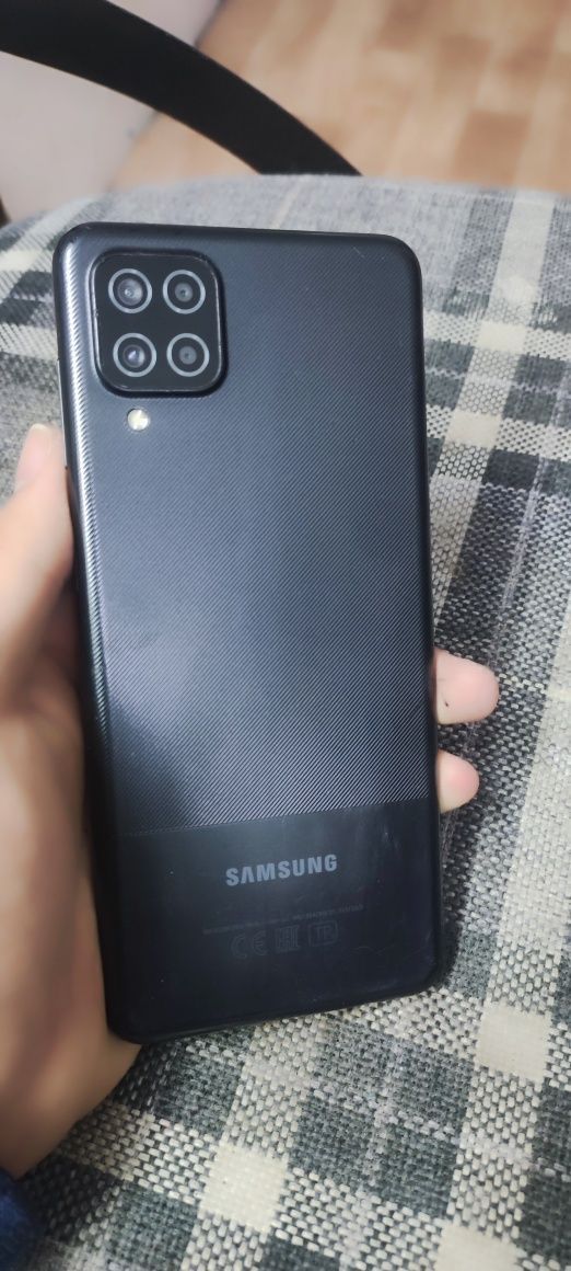 Samsung a12 64gb