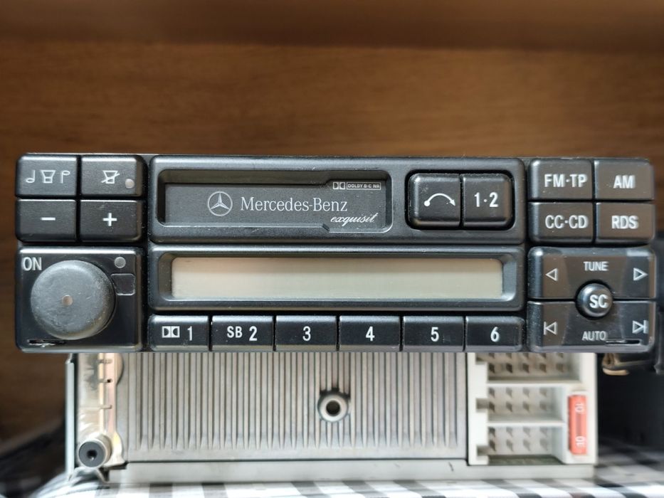 Бекер Сд и Касетофони за Мерцедес