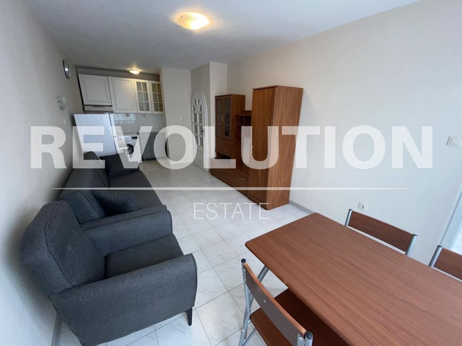 Дава се под наем Двустаен апартамент в Варна, Център - 50 кв.м за 400 € - Снимка #1