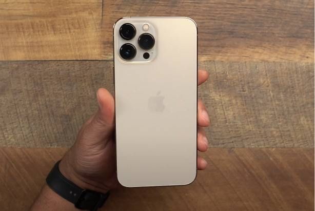 iphone 13 pro max iltimos opisaniyani oqing