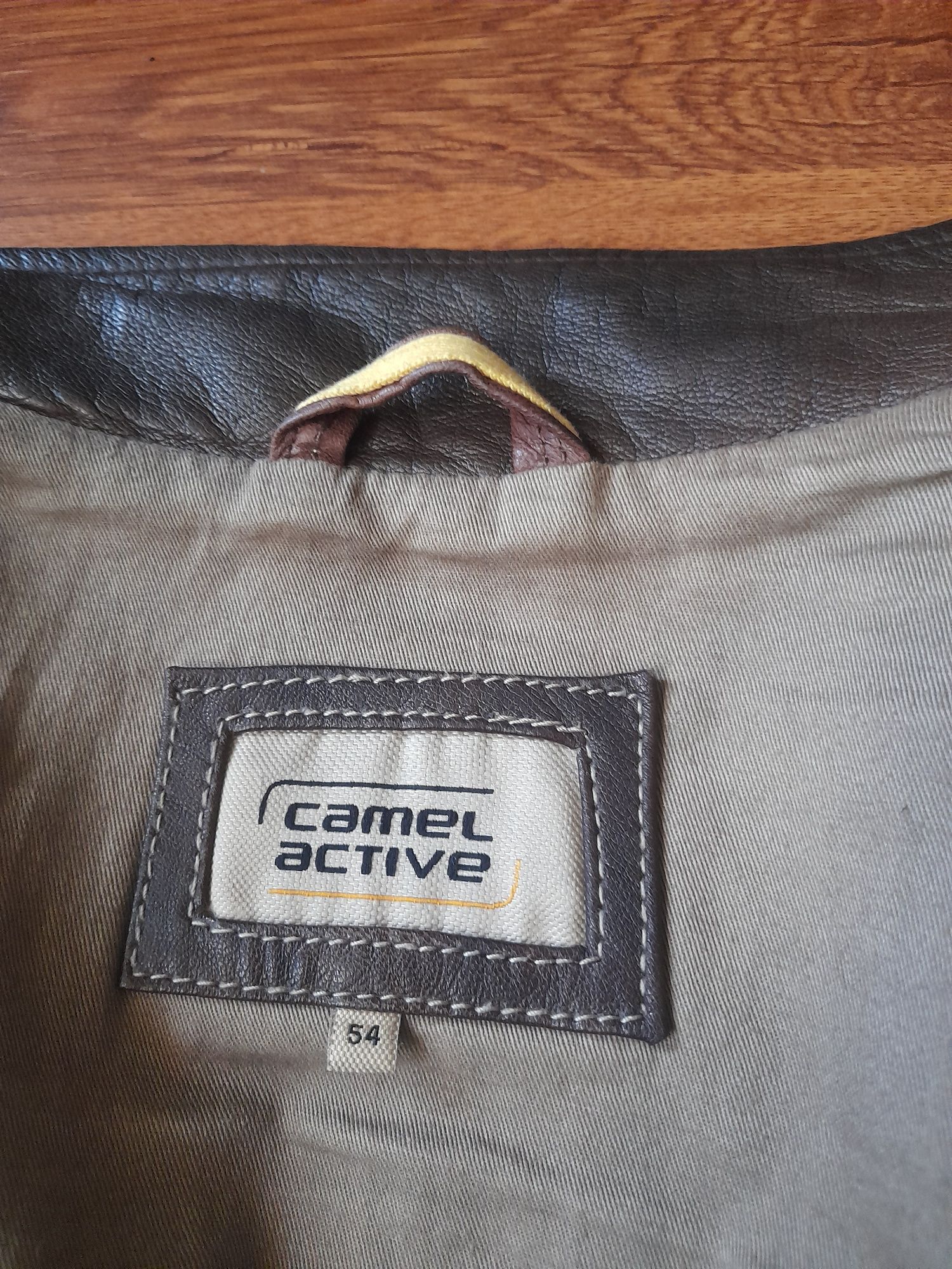 CAMEL ACTIVE мъжко кожено яке XL размер.