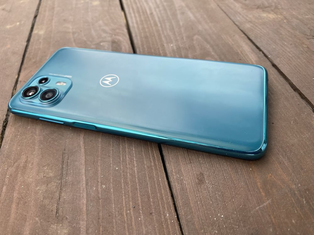 Motorola edge20 lite