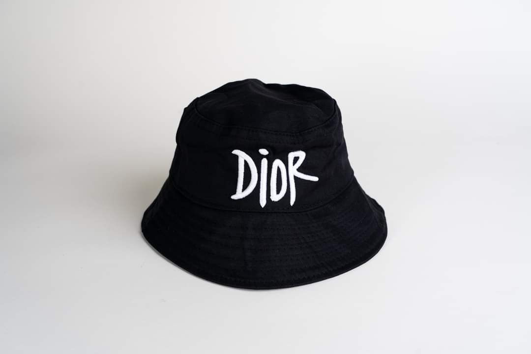 Dior hats шапки на едро и дребно