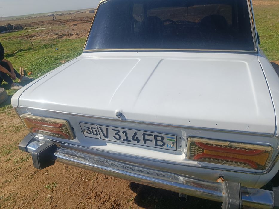 Vaz 2106 sotiladi