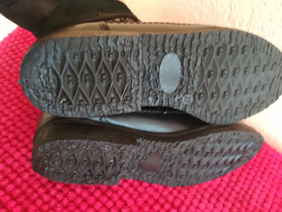 Ghete piele dama nr 37 blana Pesto