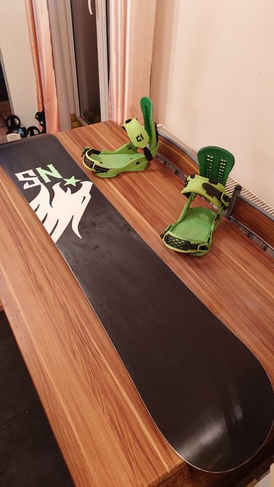 Placa Snowboard Neversummer 158 Cu legaturi Union Force L