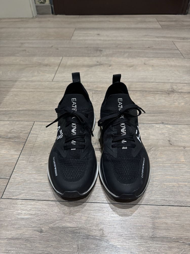 emporio armani trainers/ маратонки