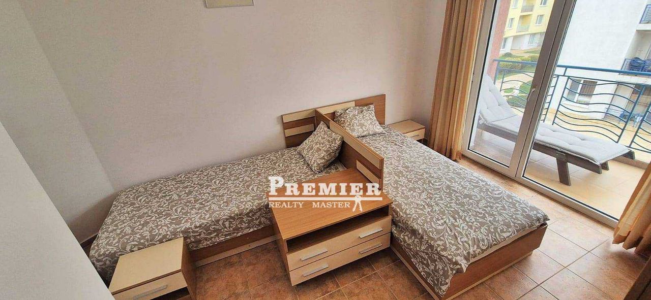 Продава се Тристаен апартамент в к.к. Слънчев бряг - 60 кв.м за 1067 €/кв.м - Снимка #15