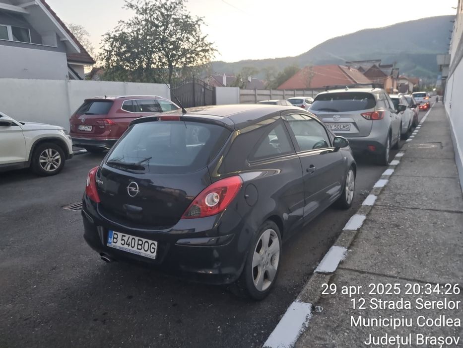 Vând Opel corsa 1.7,sau dezmembrez!