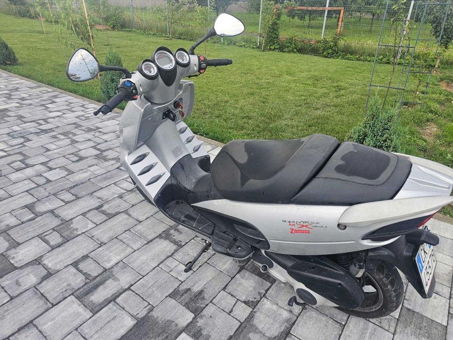 Vând malaguti 250cc  sau schimb bicicleta electrica/tractoras gazon