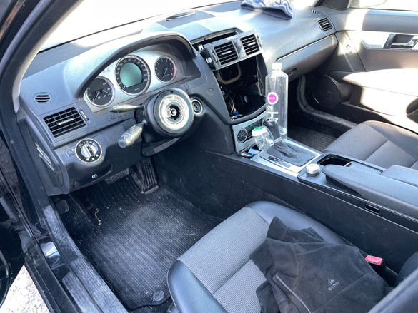 На Части W204 C180 Kompressor OM271