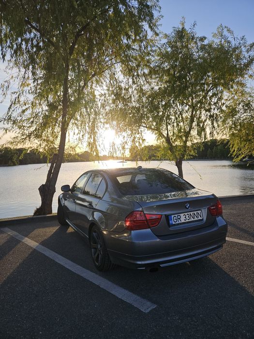 BMW E90 facelift 318 D