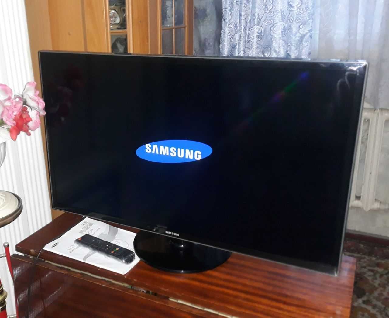 LED Телевизор Sаmsung 32. В идеальном состоянии.(НЕ SMART).