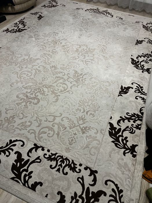 Ковер  в гостинную