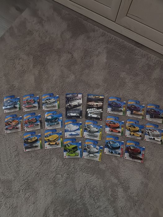 Hot wheels колички