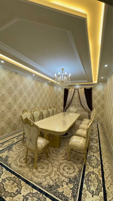 Продается 4х комнатная кв. 109м2. Узбекистанская.
