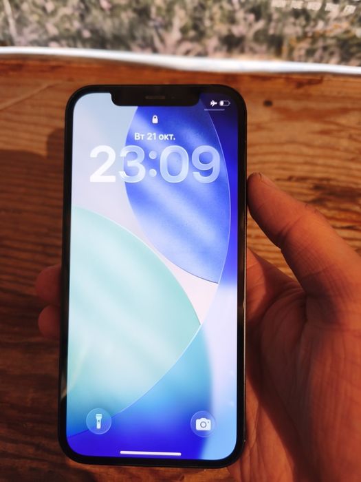 Продам Iphone 12, 128 Гб, 82% , в хорошем состоянии