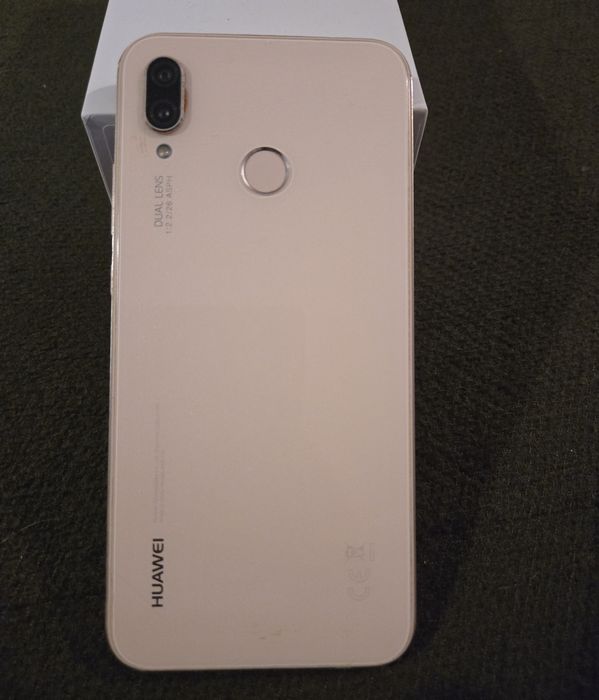 Huawei P20 Lite 64GROM, 4GRAM