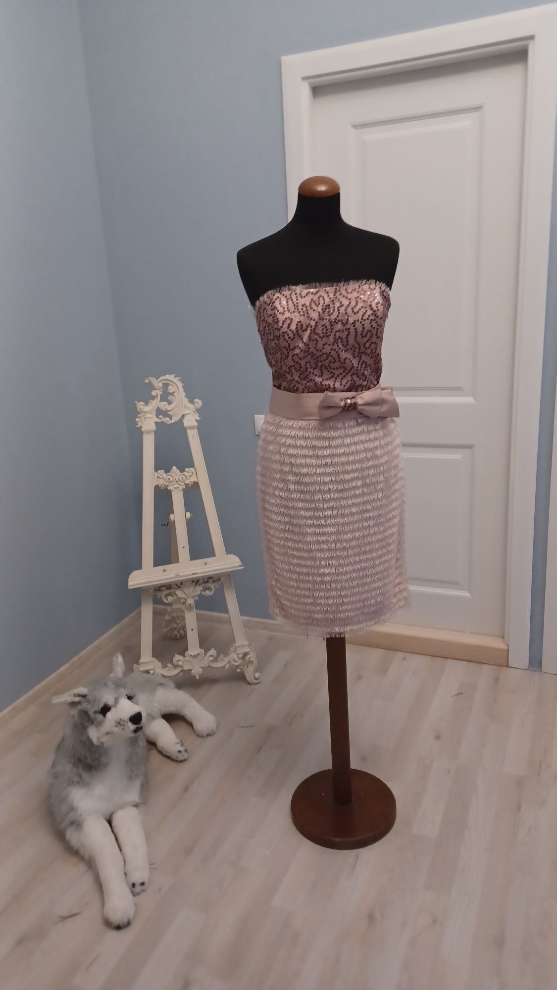 Rochie ocazie ,,accesorizata cu capa