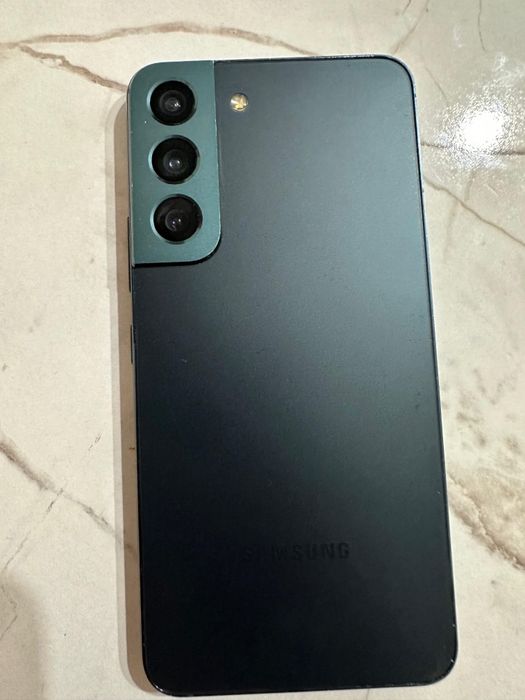 Samsung s22 продам или обмен на Айфон 13