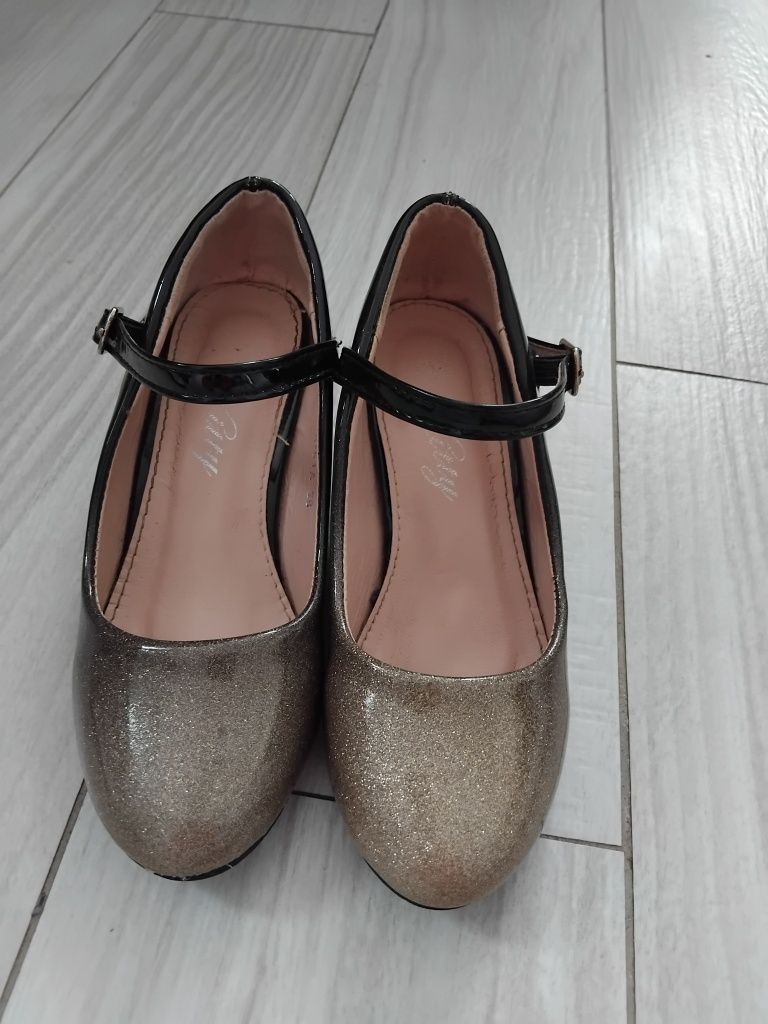 Pantofi  fetite mar 29