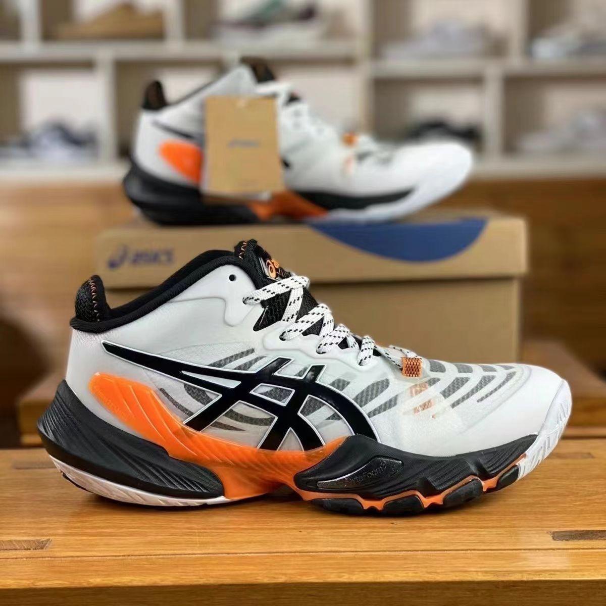 Спортивные кроссовки Asics