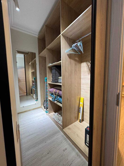 Фото реальное/CHAQAR/Дружба/Новостройка/1/8/13/Посудомойка/Гардероб