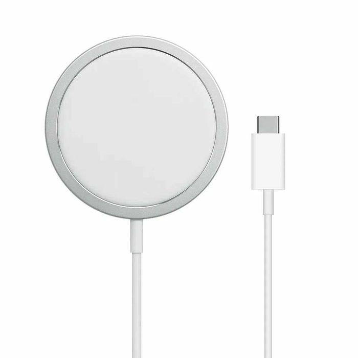 Беспроводная зарядка MagSafe 15W